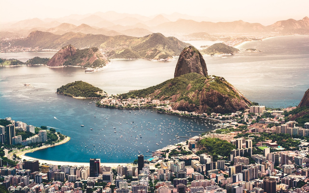 Alla scoperta del Brasile. Vista su Rio de Janeiro.