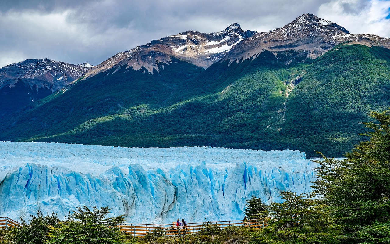 Migliori Destinazioni 2024. Vista del ghiacciaio Perito Moreno in Argentina.